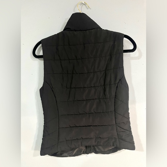 Aeropostale vest - Picture 2 of 3